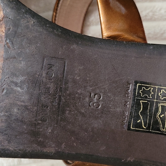 Louis Vuitton Bronze Vernis Block Heel Sandals - Picture 14 of 16